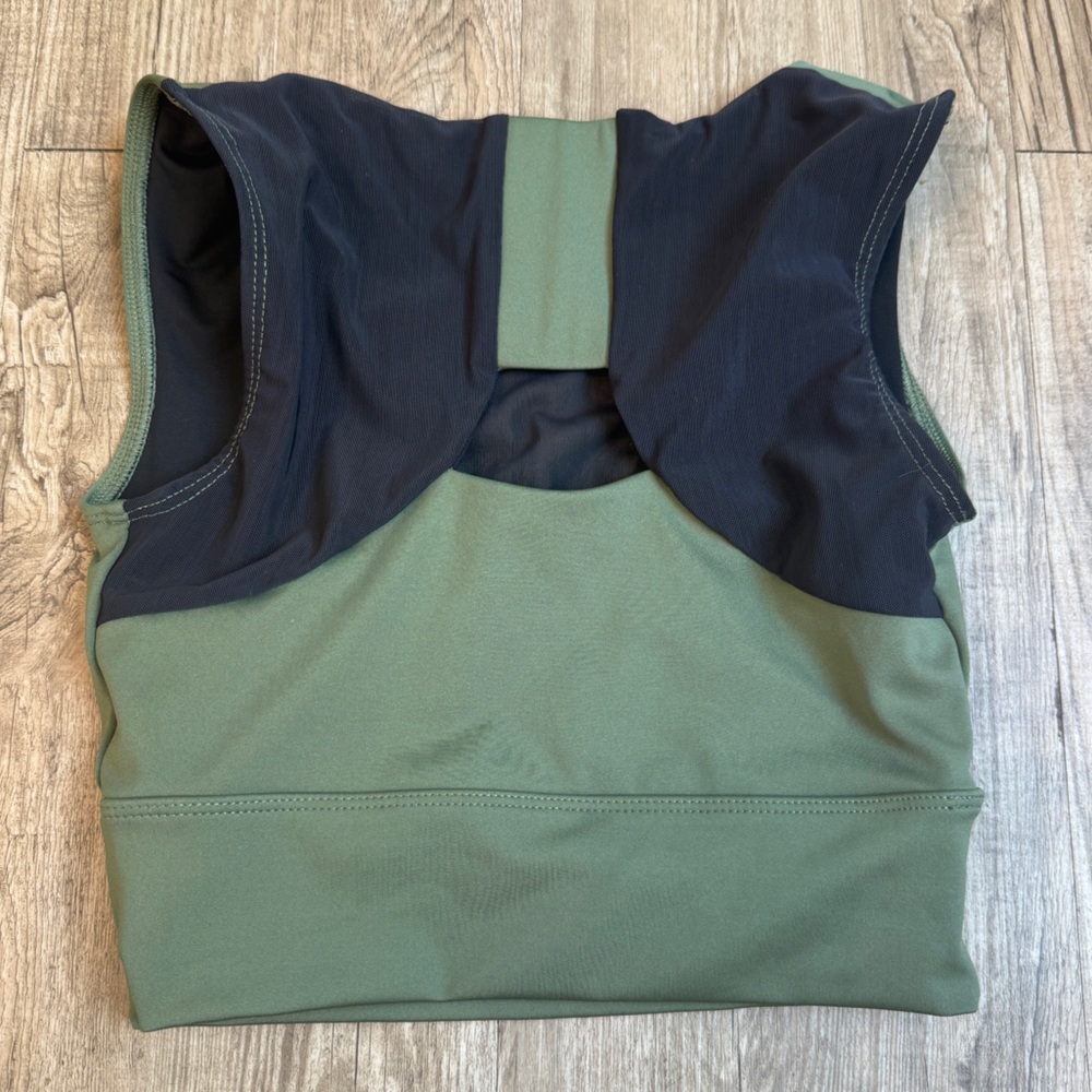 Forme Radiance Posture Correcting Sports Bra Sage Green and Black Women Size S - Picture 3 of 7